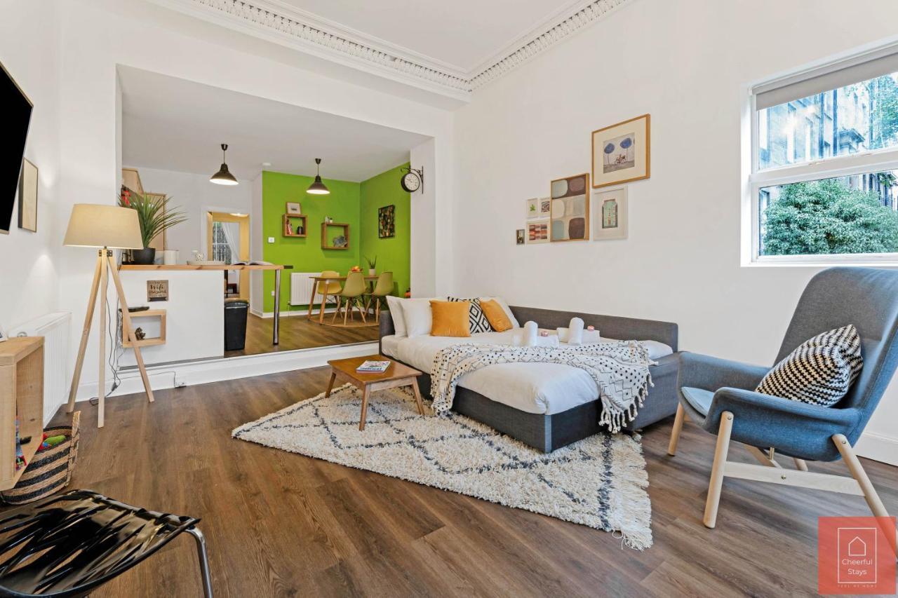 Cheerful Stays: Spacious Flat In Vibrant Leith Edinburgh Eksteriør billede