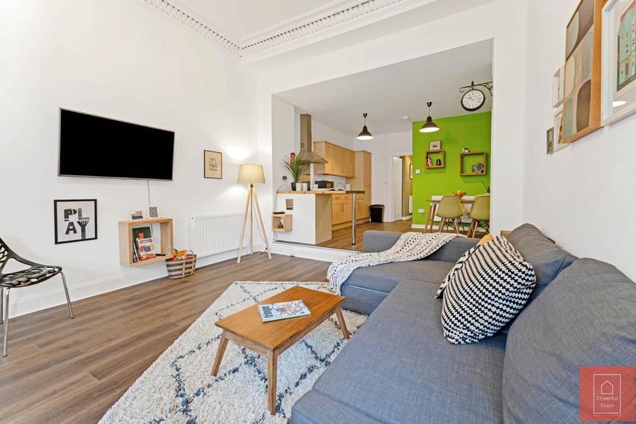 Cheerful Stays: Spacious Flat In Vibrant Leith Edinburgh Eksteriør billede