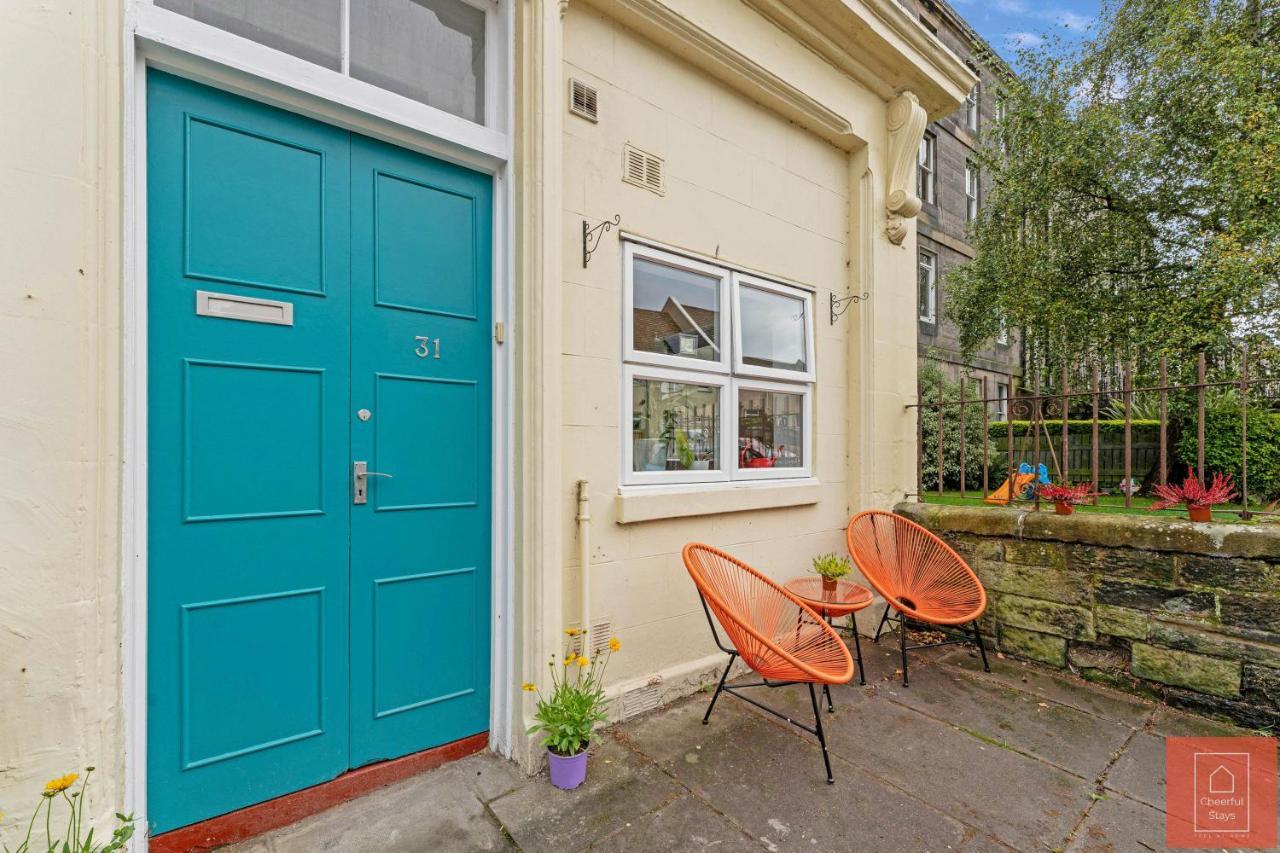 Cheerful Stays: Spacious Flat In Vibrant Leith Edinburgh Eksteriør billede